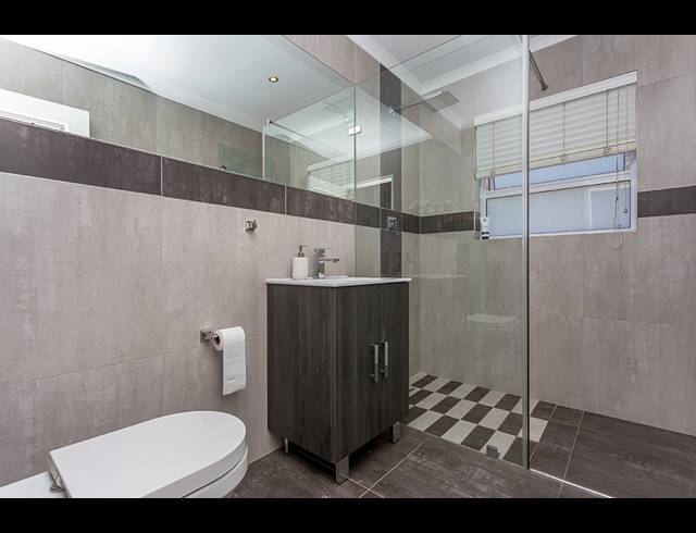 3 BEDROOM HOUSE FOR SALE IN PLATTEKLOOF GLEN
